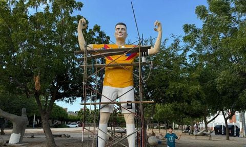 Estatua de Falcao en Santa Marta