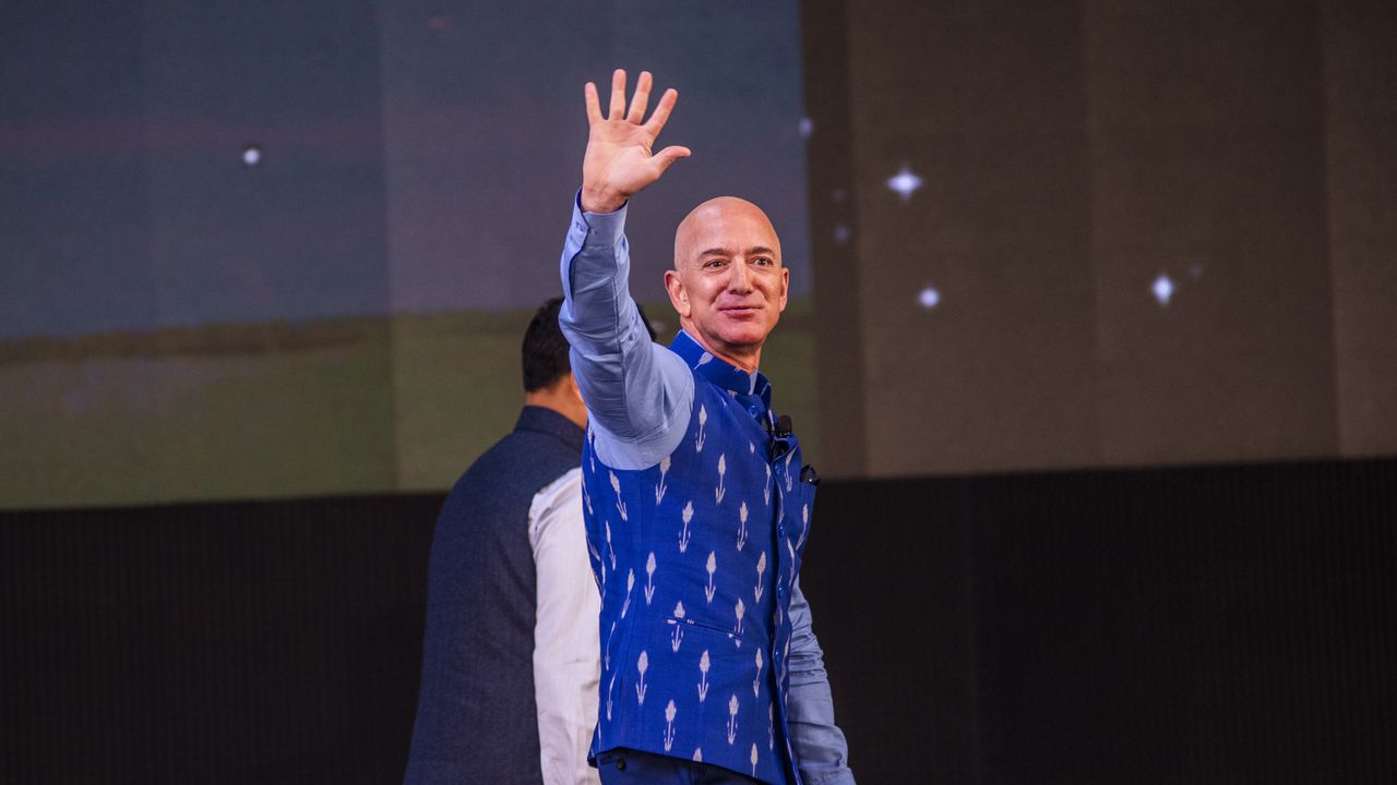 Jeff Bezos, CEO de Amazon. (Photo by Pradeep Gaur/Mint via Getty Images)