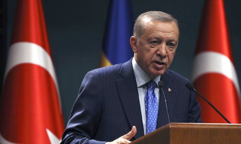Erdogan, presidente de Turquía da luz verde a la posibilidad de que Finlandia se adhiera a la Otan si sigue el proceso sin Suecia.