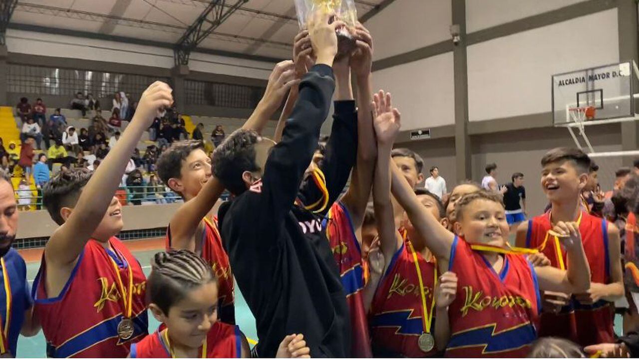 Equipo infantil de baloncesto busca recursos para representar a Bogotá en torneos nacionales