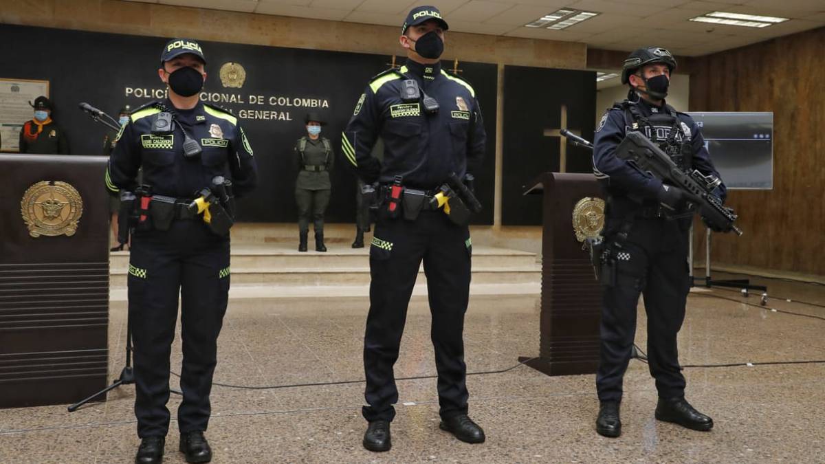 Oficial: así son los nuevos uniformes de la Policía Nacional de Colombia