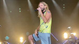 Hawkins con la camiseta de la Selección Colombia en un concierto en Alaska (Estados Unidos)