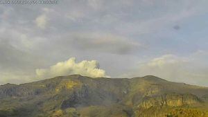 Panorámica del volcán Nevado del Ruiz.