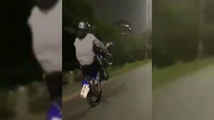 Este hecho se registró por estar practicando maniobras en su moto.