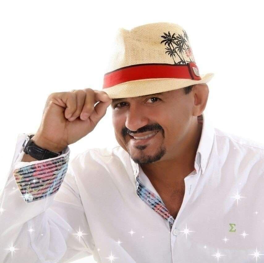 Moncho Santana, cantante que interpretó el Cali Pachanguero.