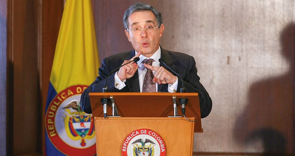   Mientras los enemigos de Uribe celebran, otros temen una persecución contra los opositores del Gobierno.