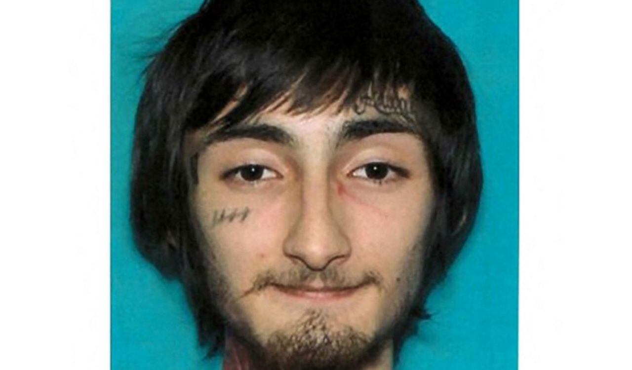 Robert Crimo es el sospechoso capturado por las autoridades de Estados Unidos, luego que perpetrara una masacre el pasado 4 de julio