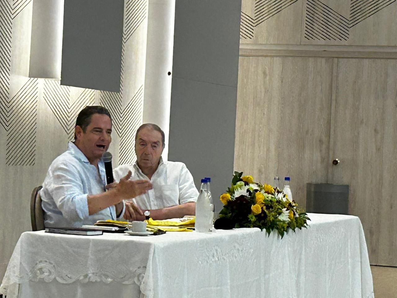 Germán Vargas Lleras y Fuad Char.