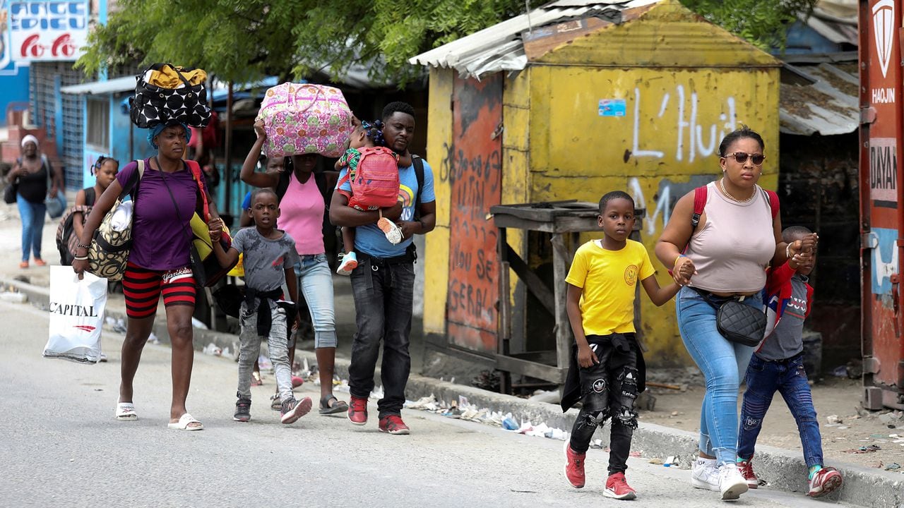 En imágenes : estalla la violencia en Port-au-Prince