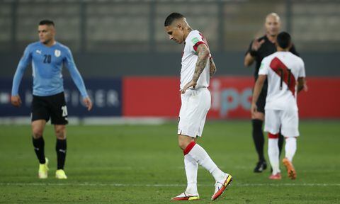 LIMA, PERU - SEPTEMBER 02: Paolo Guerrero of Peru reacts after a match between Peru and Uruguay as part of South American Qualifiers for Qatar 2022 at Estadio Nacional de Lima on September 02, 2021 in Lima, Peru. (Photo by Getty Images/Daniel Apuy)