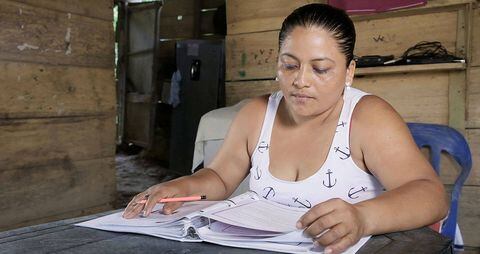 Los emprendedores y microempresarios de las zonas más afectadas por la violencia y la pobreza en Colombia cuentan desde hace dos años con un programa de inclusión financiera y capacitación especializada denominado Empropaz.