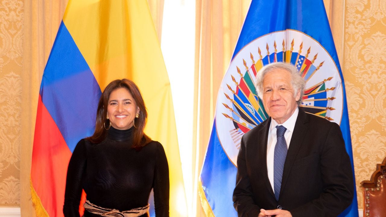 La Primera Dama de la Nación, María Juliana Ruiz, sostuvo una reunión con el Secretario General de la OEA, Luis Almagro.