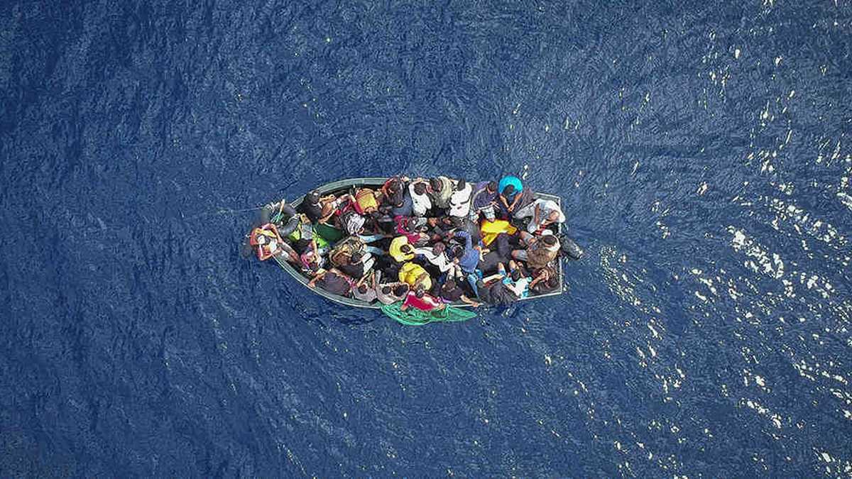 El primer ministro italiano, Giuseppe Conte, cerró los puertos de su país para evitar el acceso de las embarcaciones que rescataban migrantes en las costas cercanas.