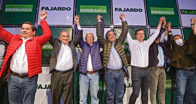 Sergio Fajardo ganó la consulta de la Centro Esperanza con 723.084 votos. A pesar del triunfo, sus números fueron bajos y la ‘remontada’ no le alcanzó.