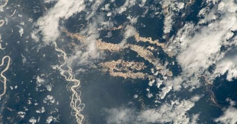 Imágenes de los ríos de oro en Perú fueron captadas por un astronauta de la Estación Espacial Internacional de la NASA.