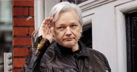 Martínez asegura que aún hay varias luchas por dar en el caso para evitar la extradición a Estados Unidos, donde Assange podría ser condenado a 175 años de prisión.
