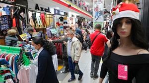 Segundo dia sin iva comerci de vestuario
Centro Comercial El Gran San
Bogota nov 19 del 2021
Foto Guillermo Torres Reina / Semana