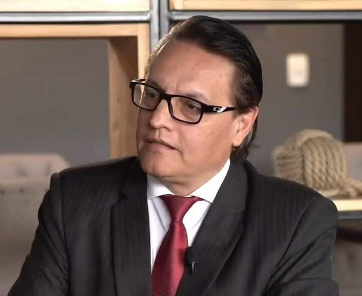 El parlamentario ecuatoriano Fernando Villavicencio lideró el informe que elaboró la Asamblea de su país por el caso de Álex Saaab