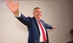 Daniel Urresti es el más opcional a la ganar la alcaldía de Lima, Perú