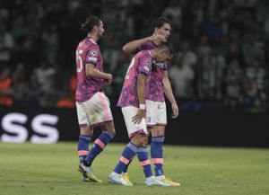 Di María salió lesionado el martes en el partido de Champions frente a Maccabi Haifa