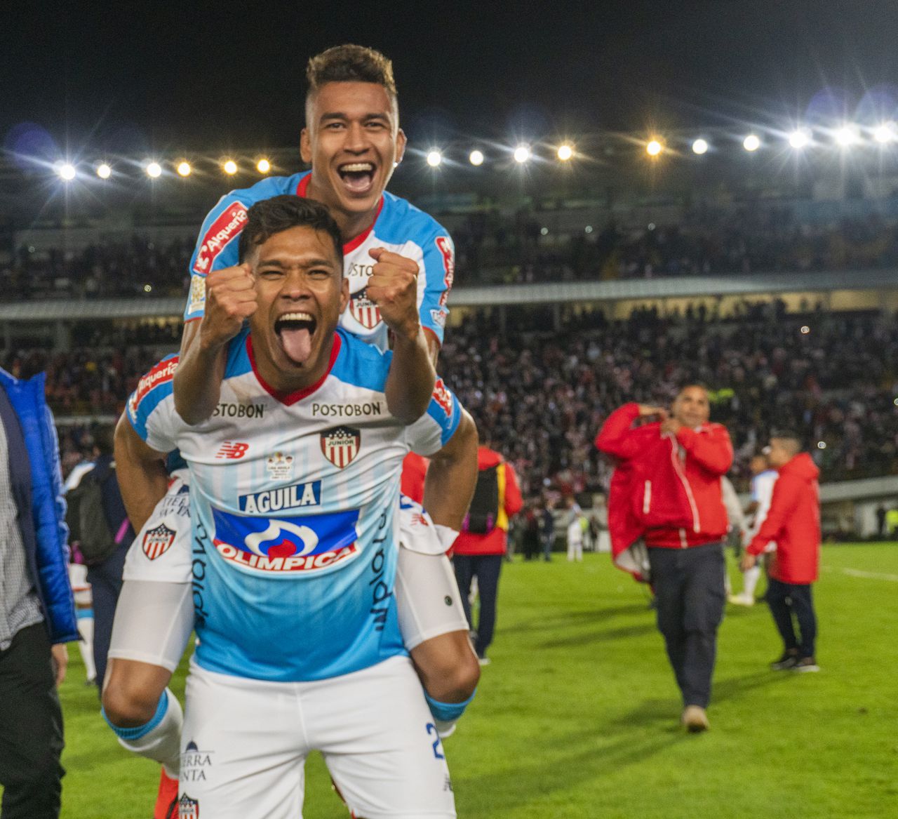 Teofilo Gutiérrez and Víctor Cantillo of Atletico Junior celebrate winning the Torneo Apertura Liga Aguila 2019 championship in the penalty shootout after a second leg match between Deportivo Pasto and Atletico Junior 2019 at Estadio El Campin on June 12, 2019 in Bogota, Colombia. (Photo by Daniel Garzon Herazo/NurPhoto via Getty Images)
