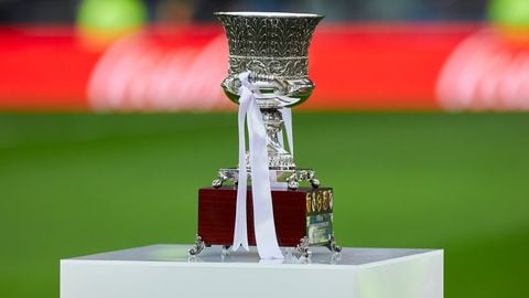 Trofeo de la Supercopa de España.