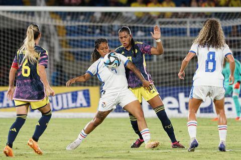 Imagen del partido amistoso de la Selección Colombia Femenina y su similar de Panamá, en la despedida del equipo previo al Mundial.