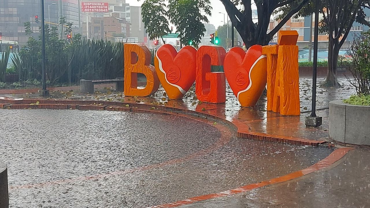 El Idiger reporta fuertes lluvias en siete localidades de Bogotá.