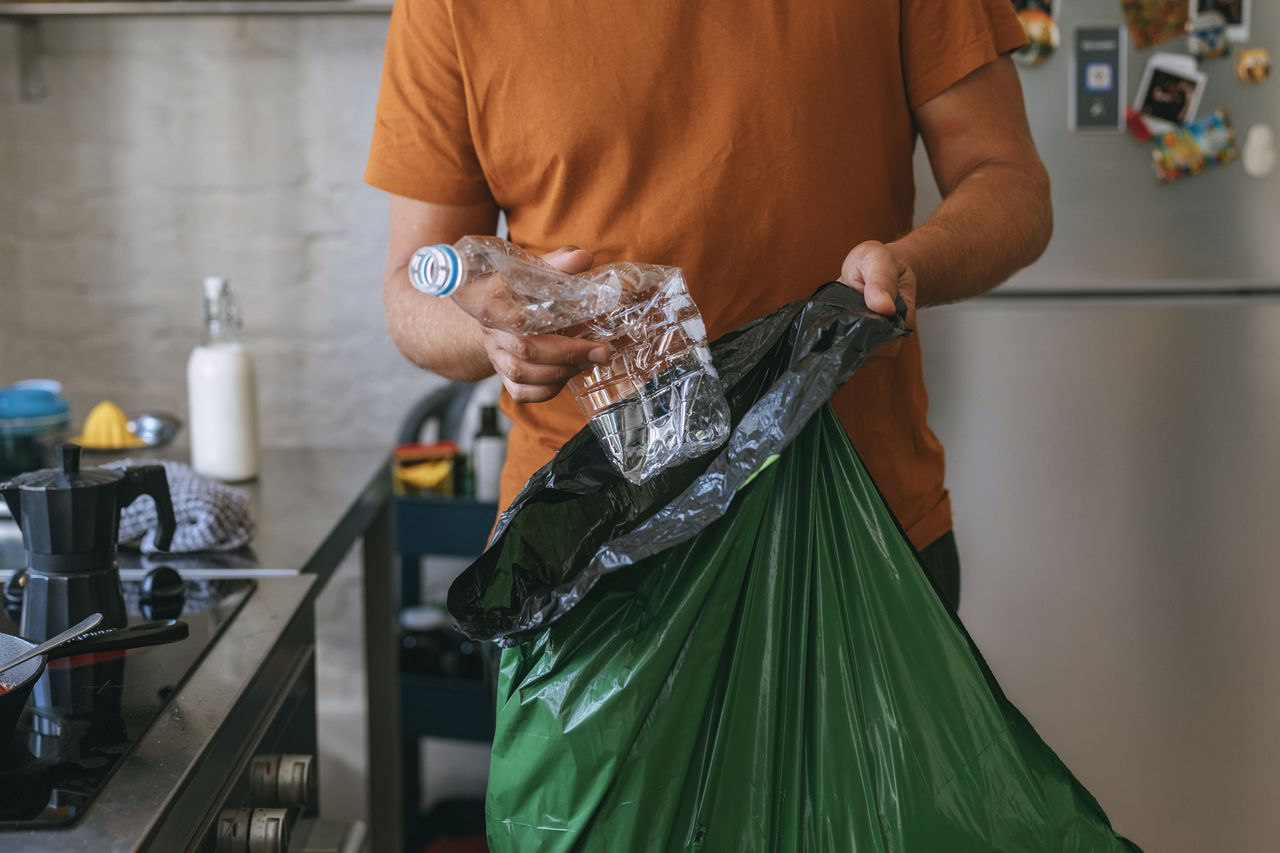 El uso de bolsa verde es de gran ayuda en el proceso de reciclaje.
