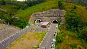 Con estas obras Colombia quiere desatrasarse en temas de infraestructura vial.