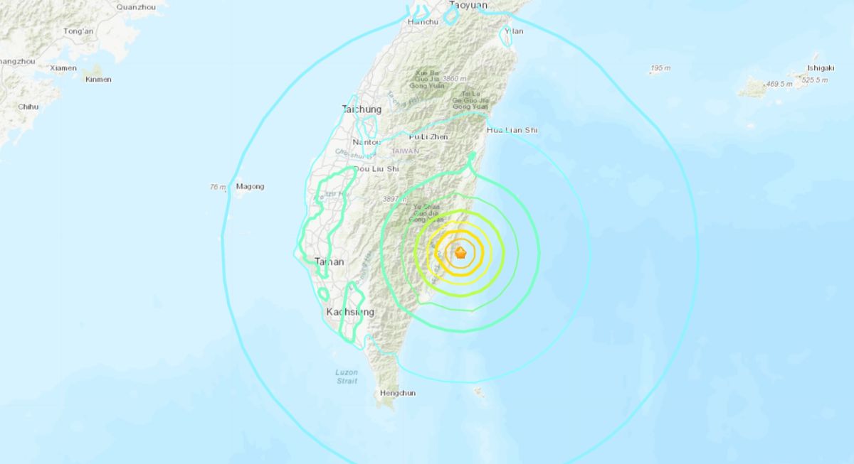 El terremoto se produjo poco después de las 9:30 p.m. de este sábado (hora local) a unos 50 kilómetros al norte de la ciudad de Taitung, a 10 kilómetros de profundidad, dijo el USGS.