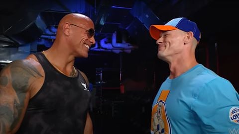 Foto: YouTube The Rock comes face-to-face with John Cena: SmackDown highlights, Sept. 15, 2023. Min 0:57.