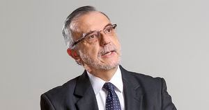 Iván Velásquez Ministro de Defensa