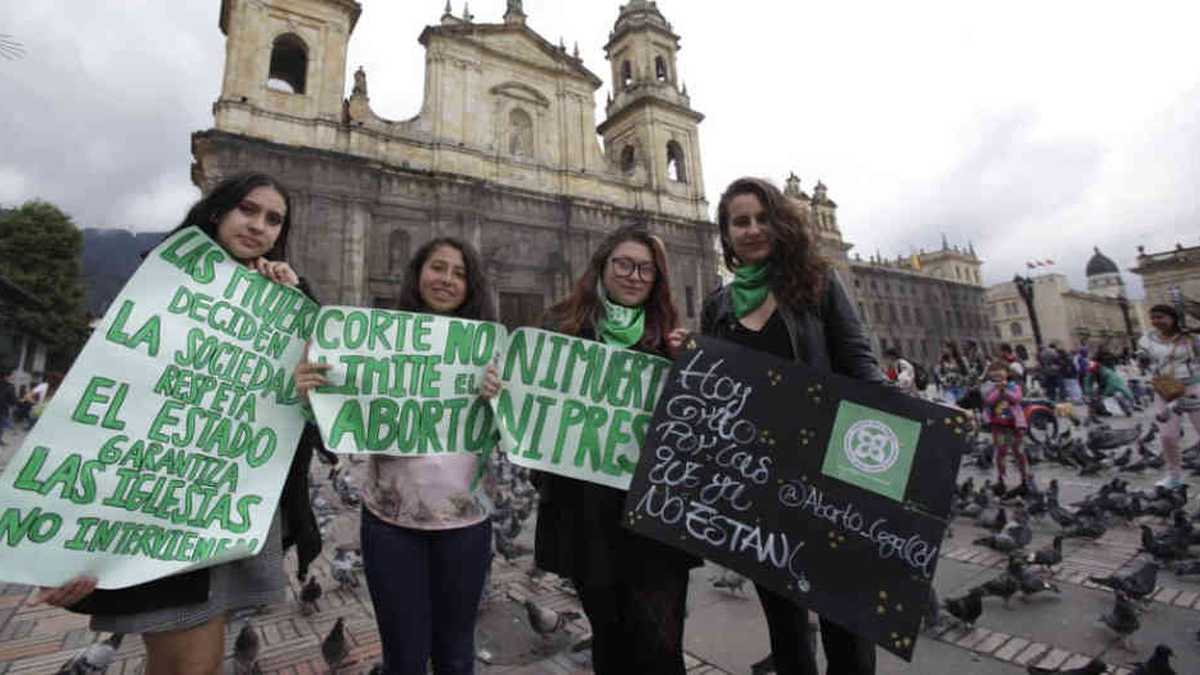 A lo largo del año se presentaron varias manifestaciones de mujeres que marchaban para defender su derecho al aborto.