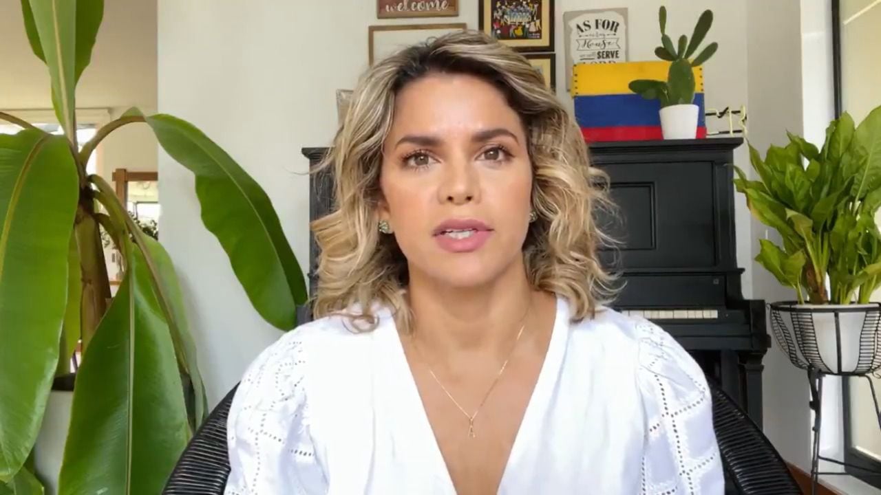 Adriana Lucía rechaza la invitación del presidente