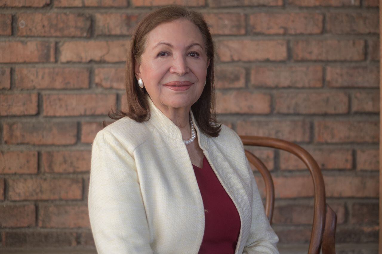 Leonor Melo de Velasco, Presidente de Banco Mundo Mujer.