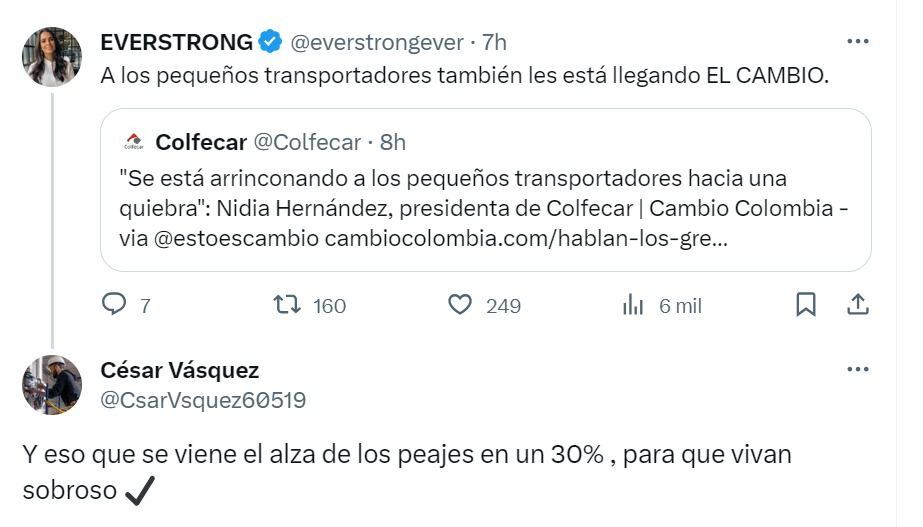 Mensajes de rechazo al incremento de los peajes en Colombia.