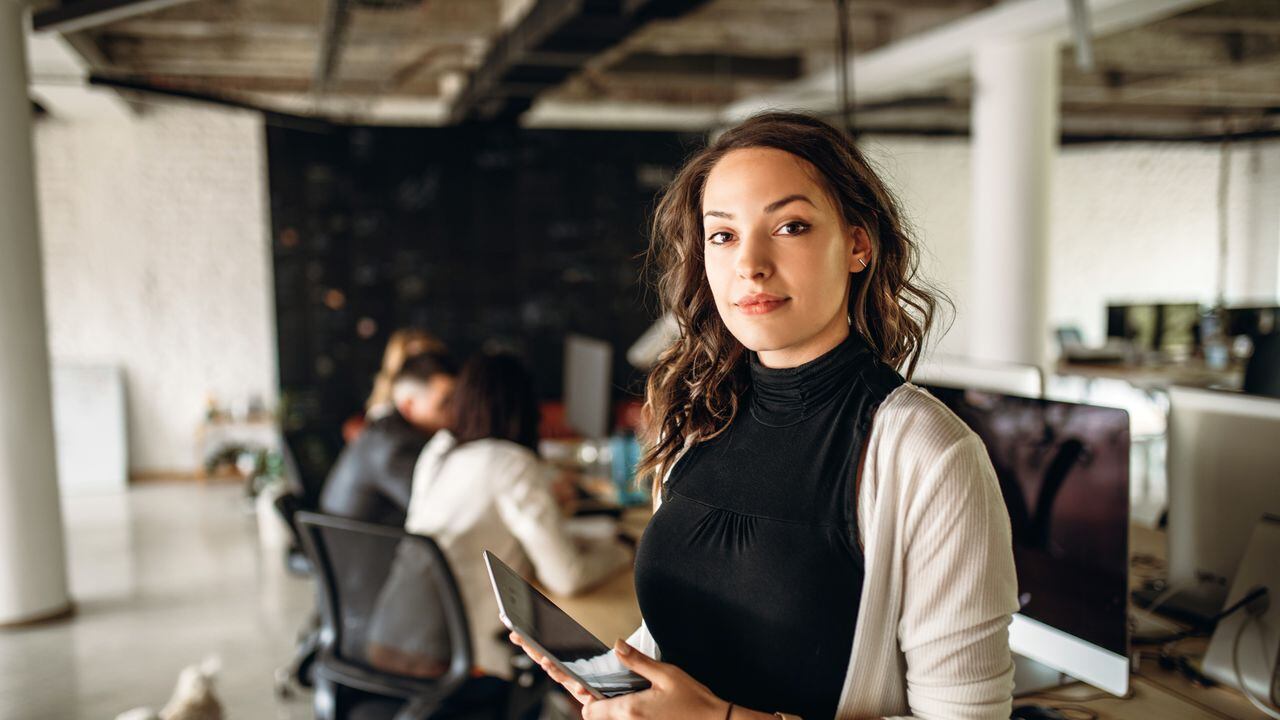 Según la Asociación Colombiana de Emprendedores, de 10.000 emprendedores que hay en el país, 35 por ciento corresponden a empresas fundadas por mujeres.