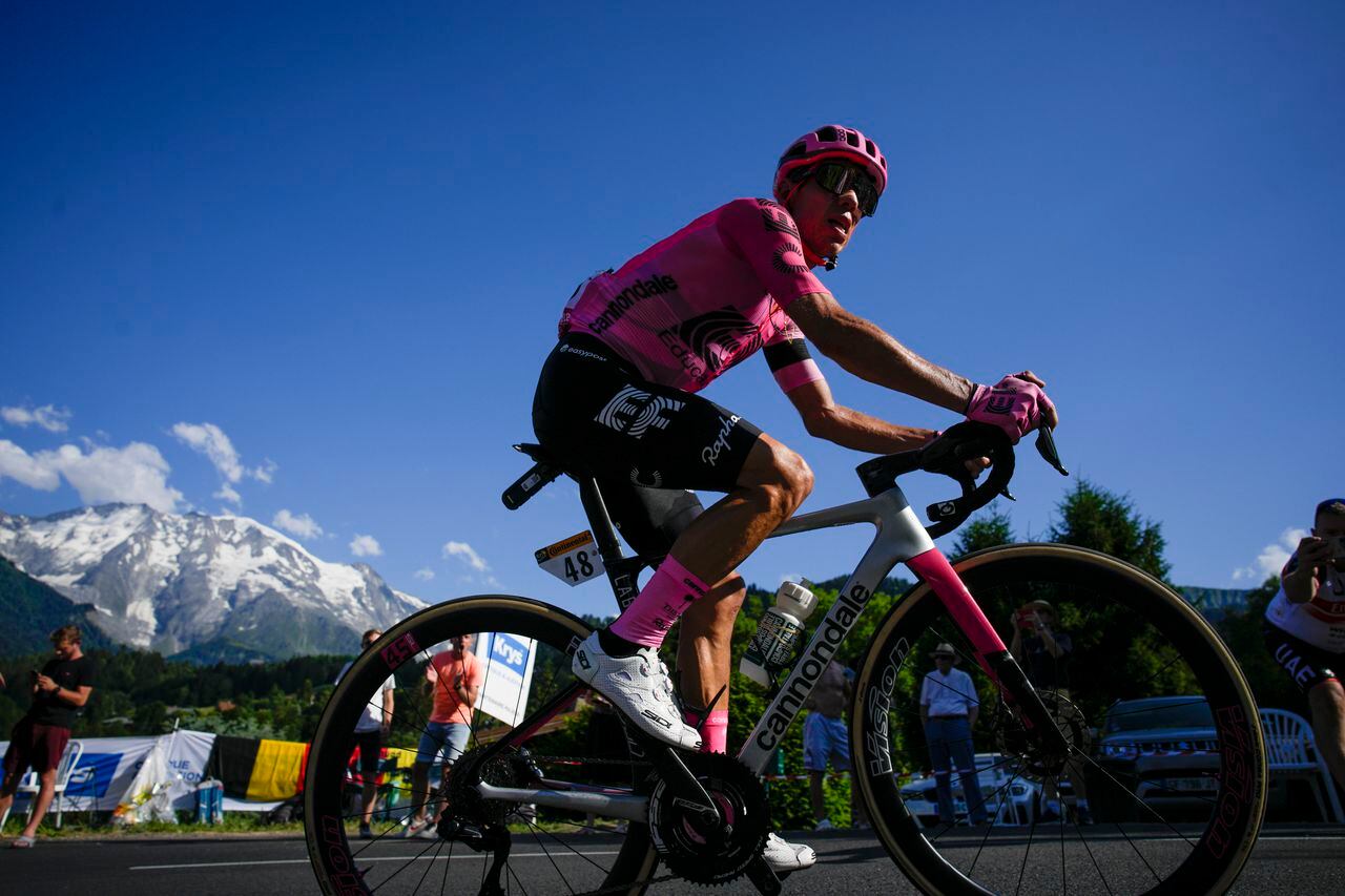Colombia's Rigoberto Uran climbs during the fifteenth stage of the Tour de France cycling race over 179 kilometers (111 miles) with start in Les Gets Les Portes du Soleil and finish in Saint-Gervais Mont-Blanc, France, Sunday, July 16, 2023. (AP Photo/Daniel Cole)