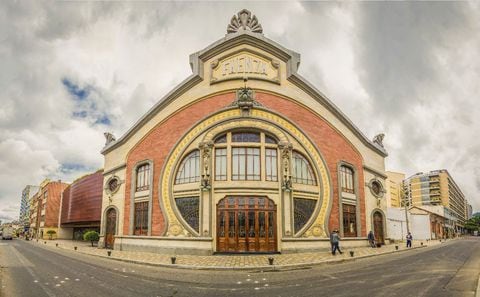 El Teatro Faenza de Bogotá, cumple 100 años de historia.