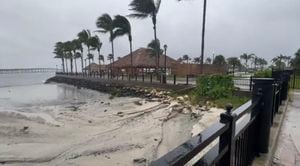 Especialistas han advertido sobre un fenómeno que se ha presentado previo a la llegada del huracán Ian que podría convertirse en uno de los más devastadores que haya enfrentado Florida, Estados Unidos.