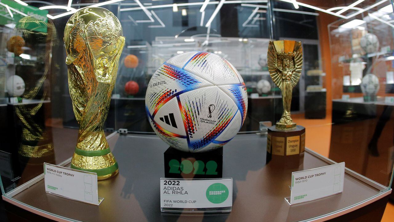Mundial Qatar 2022: trofeos que se han entregado a lo largo de la historia y el balón oficial para la edición 22 de la Copa del Mundo.