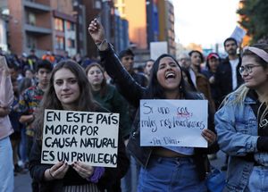 Protestas, Paro Nacional, Día de la violencia contra la mujer. Universidad Javeriana. Foto: León Darío Peláez / Semana