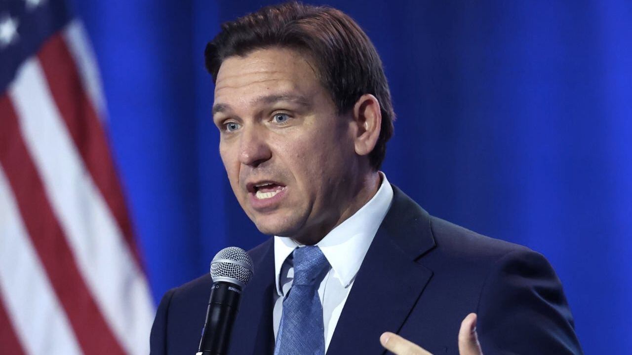 El gobernador de Florida, Ron DeSantis, sería uno de los candidatos a la presidencia de Estados Unidos por el partido Republicano.