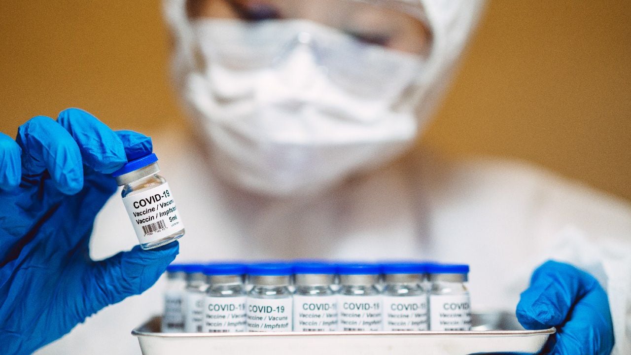 Las vacunas siguen siendo la mejor estrategia para detener la pandemia.