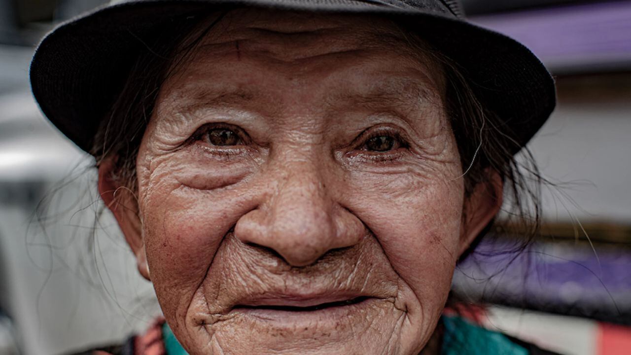 Florita, una mujer anciana, cuenta sobre los días de pandemia. Contado por Historias Bien Jaladas