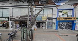 La casa allanada en Chapinero está ubicada en la Avenida Caracas con Calle 65.