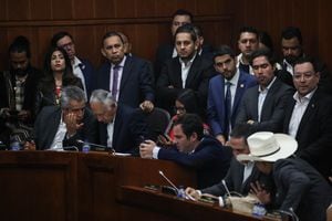 Comisión Séptima Reforma a la Salud
Martha Peralta y Ministro Guillermo Jaramillo