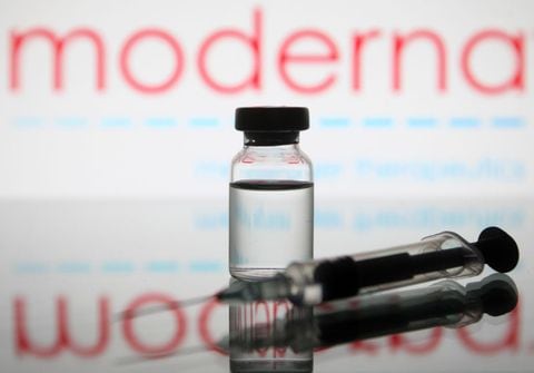 El pasado 16 de noviembre la empresa Moderna anunció que su vacuna experimental de covid-19 tiene una efectividad de 94,5 %.