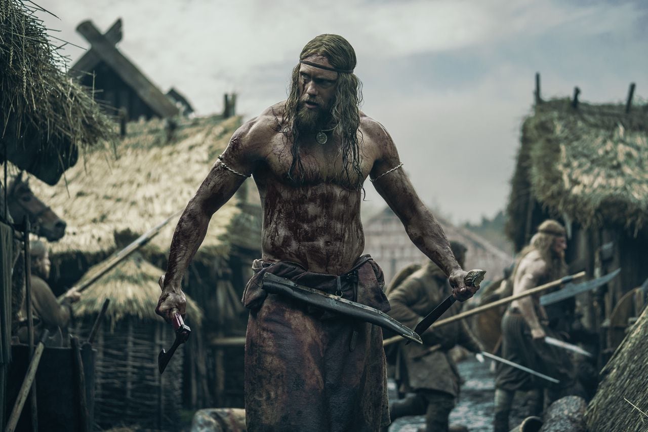 Alexander Skarsgård stars as Amleth in director Robert Eggers’ Viking epic THE NORTHMAN, a Focus Features release.  
Credit: Aiden Monaghan / © 2021 Focus Features, LLC